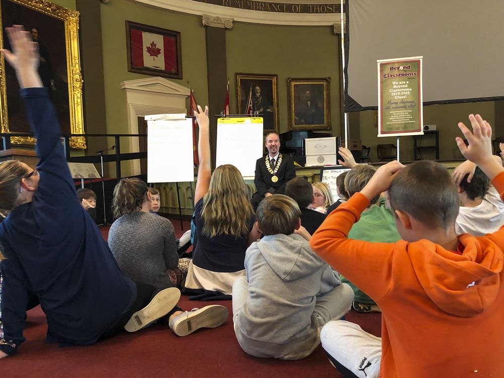 Students from Gail Ows class at St. Martha's Catholic School got to meet with Mayor Bryan Paterson and ask questions in Memorial Hall as one of their Beyond Classroom activities on Election Day in Kingston, Ont. on Monday, Oct. 21, 2019. The class will be spending the entire week at City Hall looking to answer the question How does our city promote responsible government and active citizenship? (Julia McKay/The Whig-Standard/Postmedia Network)